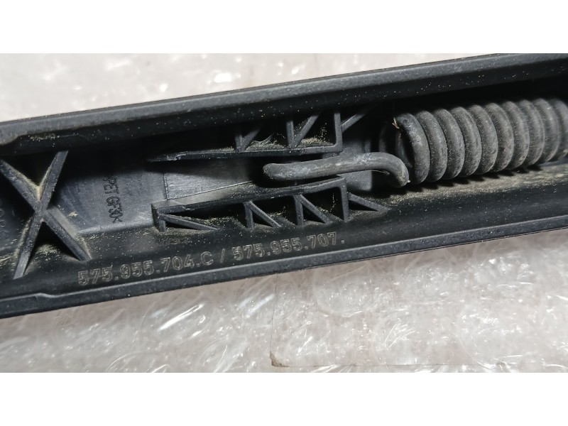 Recambio de brazo limpia trasero para seat ateca (kh7, khp) 2.0 tdi fr referencia OEM IAM 575955704C  575955707