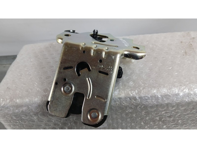 Recambio de cerradura maletero / porton para seat ateca (kh7, khp) 2.0 tdi fr referencia OEM IAM 5F082750510S  