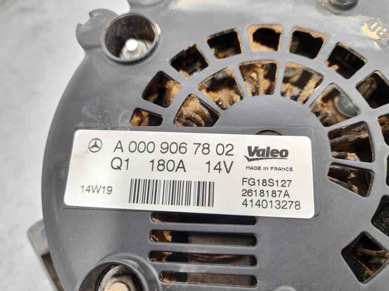 Recambio de alternador para mercedes-benz clase c (w205) lim. c 220 bluetec referencia OEM IAM A0009067802 FG18S127 VALEO