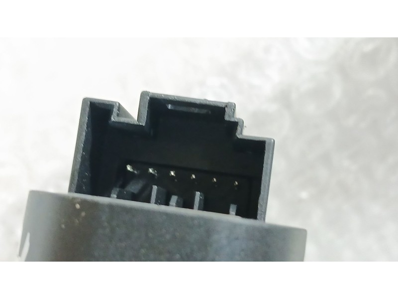 Recambio de mando retrovisor para seat ateca (kh7, khp) 2.0 tdi fr referencia OEM IAM 575959565B  