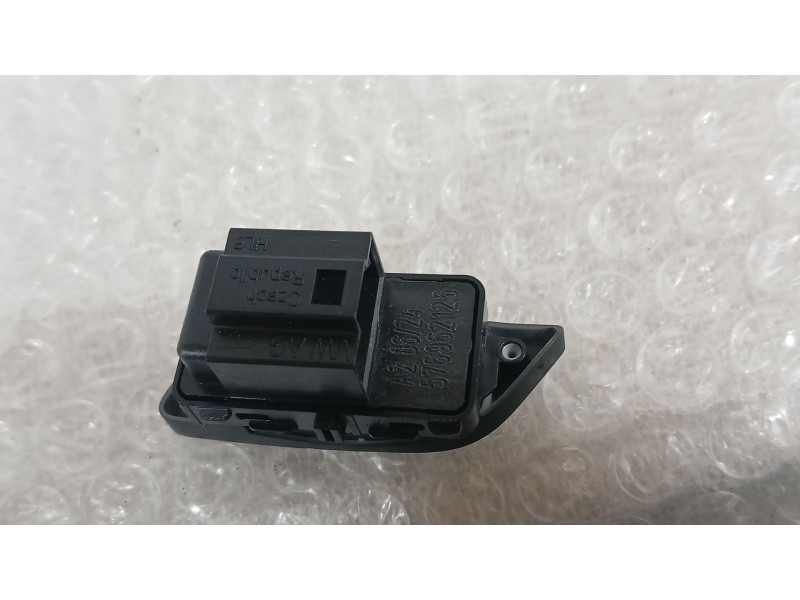 Recambio de interruptor para seat ateca (kh7, khp) 2.0 tdi fr referencia OEM IAM 576862125  