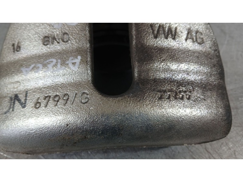 Recambio de pinza freno delantera derecha para seat ateca (kh7, khp) 2.0 tdi fr referencia OEM IAM 3Q0106N TRW 