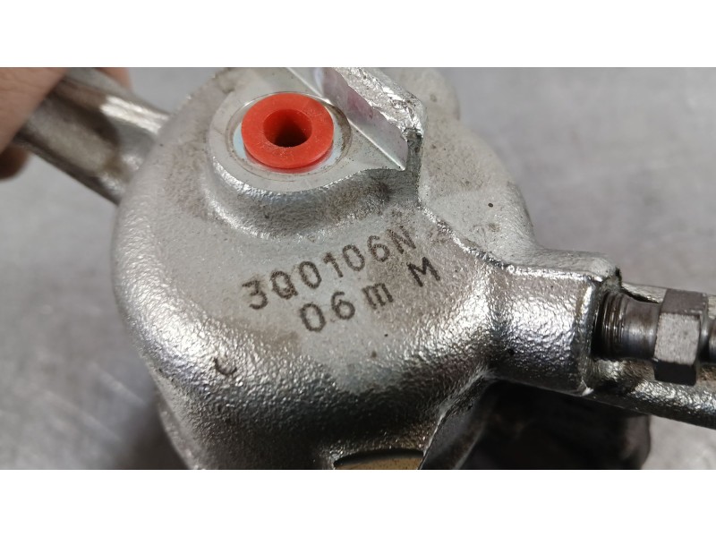 Recambio de pinza freno delantera derecha para seat ateca (kh7, khp) 2.0 tdi fr referencia OEM IAM 3Q0106N TRW 