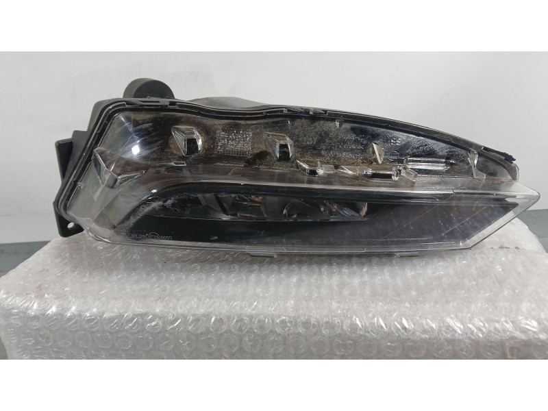 Recambio de faro antiniebla derecho para seat ateca fr (kh7, khp) 2.0 tdi referencia OEM IAM 5F0941702D HELLA 1ND01299604