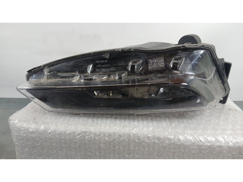 Recambio de faro antiniebla izquierdo para seat ateca fr (kh7, khp) 2.0 tdi referencia OEM IAM 5F0941701D HELLA 1ND01299603