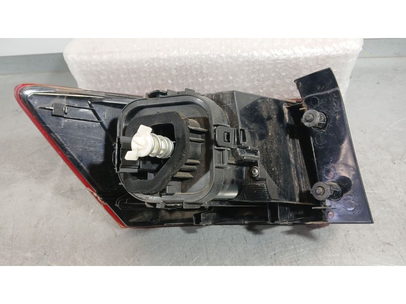 Recambio de piloto trasero derecho exterior para seat ateca fr (kh7, khp) 2.0 tdi referencia OEM IAM 575945208E VALEO L90201685