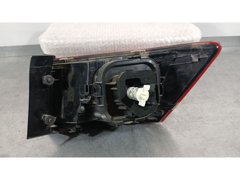 Recambio de piloto trasero izquierdo exterior para seat ateca fr (kh7, khp) 2.0 tdi referencia OEM IAM 575945207E VALEO L9020168