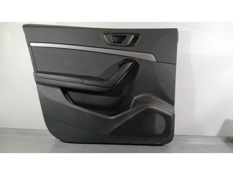Recambio de guarnecido puerta delantera izquierda para seat ateca fr (kh7, khp) 2.0 tdi referencia OEM IAM 575867113A  
