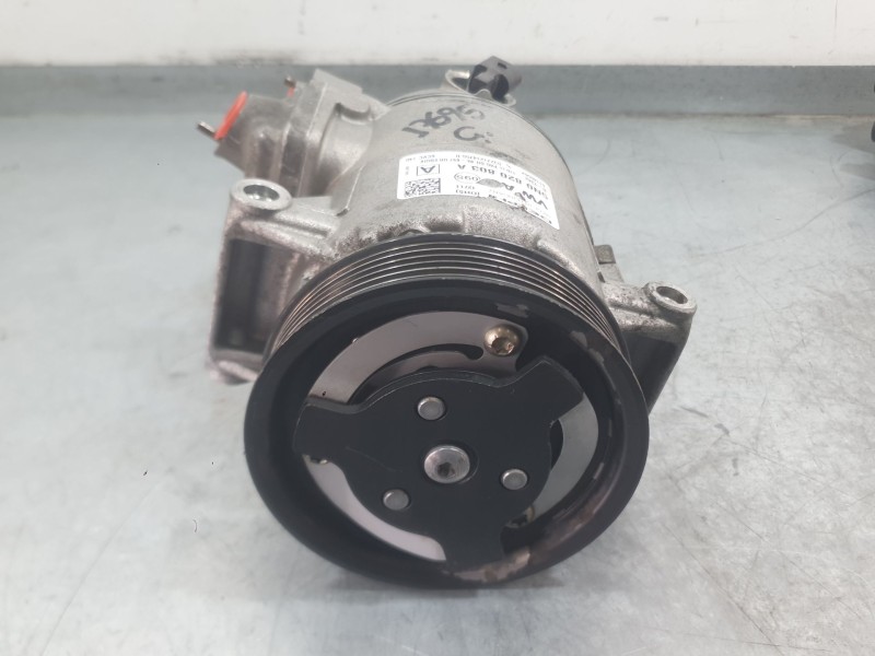 Recambio de compresor aire acondicionado para volkswagen golf vi (5k1) 1.6 tdi referencia OEM IAM 1K0820808F  