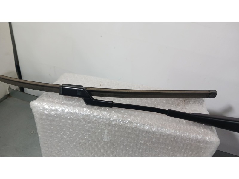 Recambio de brazo limpia delantero izquierdo para seat ateca fr (kh7, khp) 2.0 tdi referencia OEM IAM 576955408A  