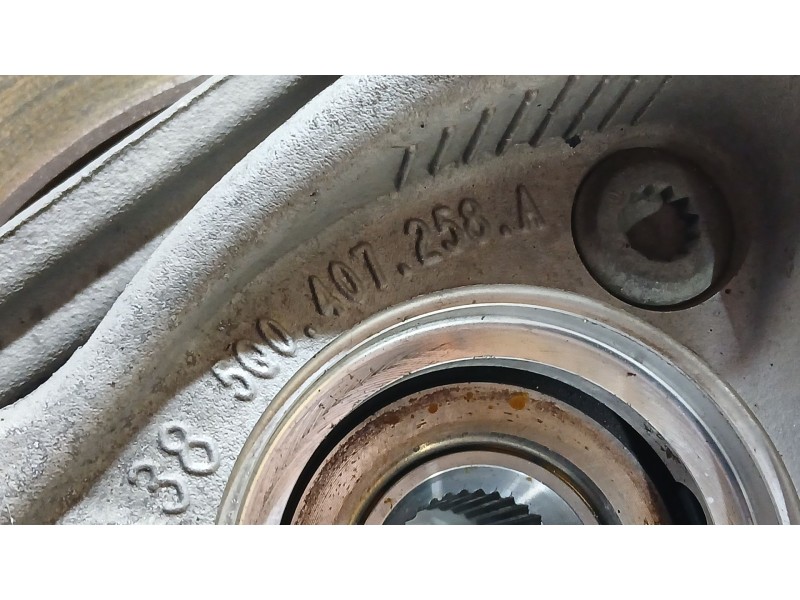 Recambio de mangueta delantera derecha para seat ateca fr (kh7, khp) 2.0 tdi referencia OEM IAM 5Q0407258A  