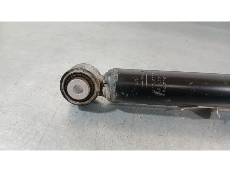 Recambio de amortiguador trasero para seat ateca fr (kh7, khp) 2.0 tdi referencia OEM IAM 5Q0512013KP SIN MANO 