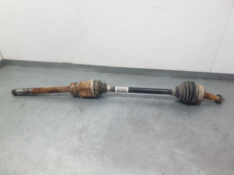 Recambio de transmision delantera derecha para peugeot 3008 allure pack referencia OEM IAM 9811176780  