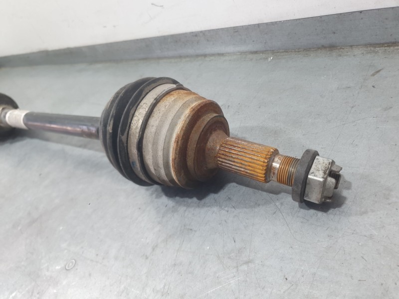 Recambio de transmision delantera derecha para peugeot 3008 allure pack referencia OEM IAM 9811176780  