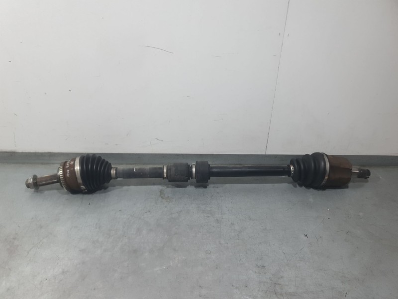 Recambio de transmision delantera derecha para kia cee´d drive referencia OEM IAM 495001H211  