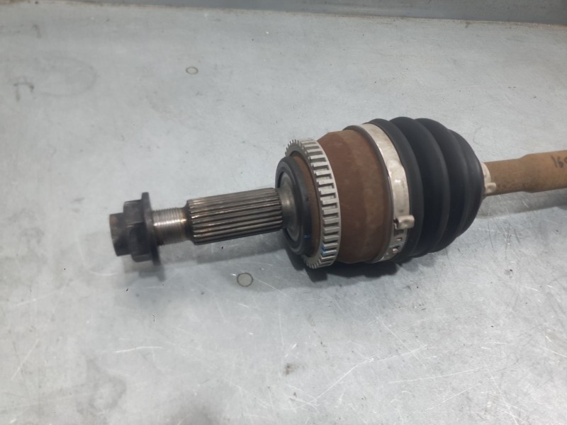 Recambio de transmision delantera derecha para kia soul ii (ps) 1.6 gdi referencia OEM IAM 49501B2100SJ  