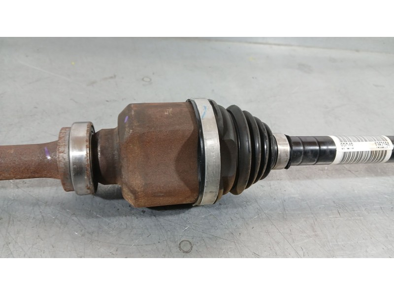 Recambio de transmision delantera derecha para opel corsa f (p2jo) 1.2 (68) referencia OEM IAM 9825390980  1647577680