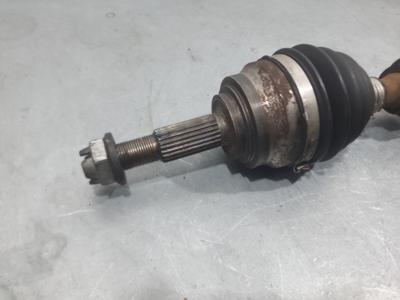 Recambio de transmision delantera izquierda para dacia sandero iii 1.0 tce 90 referencia OEM IAM 391011411R  
