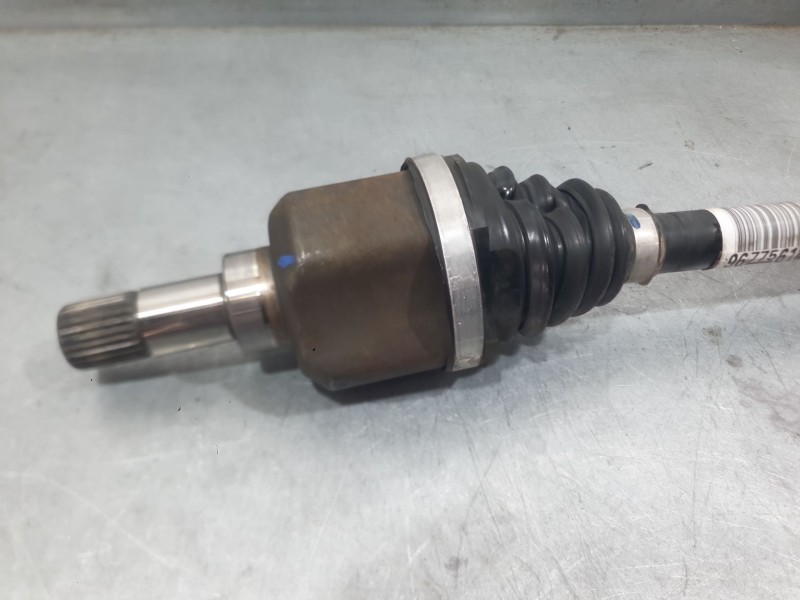 Recambio de transmision delantera izquierda para citroën berlingo (er_, ec_) 1.2 puretech 110 referencia OEM IAM 9877561480 1610