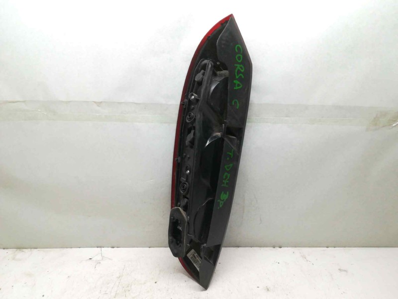 Recambio de piloto trasero derecho para opel corsa c club referencia OEM IAM 09114337 89302181 VALEO