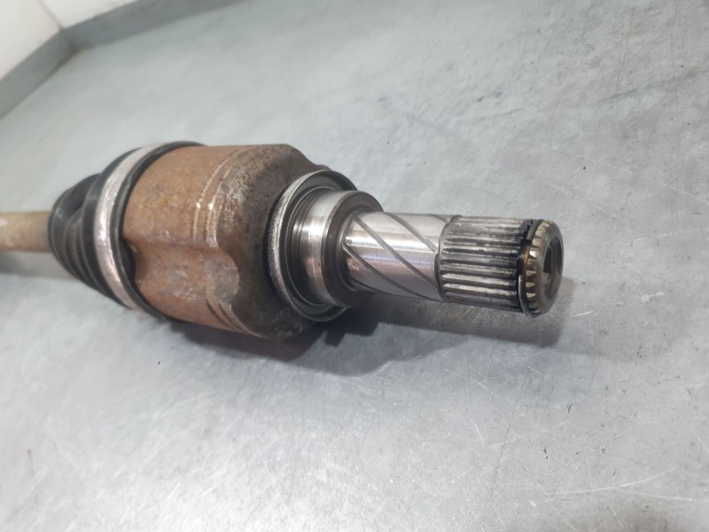 Recambio de transmision delantera izquierda para renault clio iv (bh_) 0.9 tce 75 (bhnp) referencia OEM IAM 391017355R 391017355