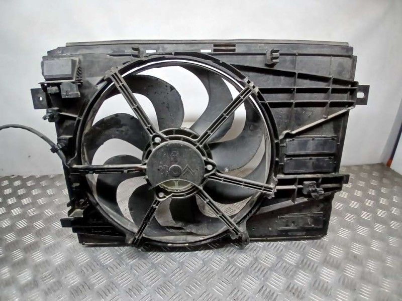 Recambio de electroventilador para peugeot 5008 gt line referencia OEM IAM 9806313880  