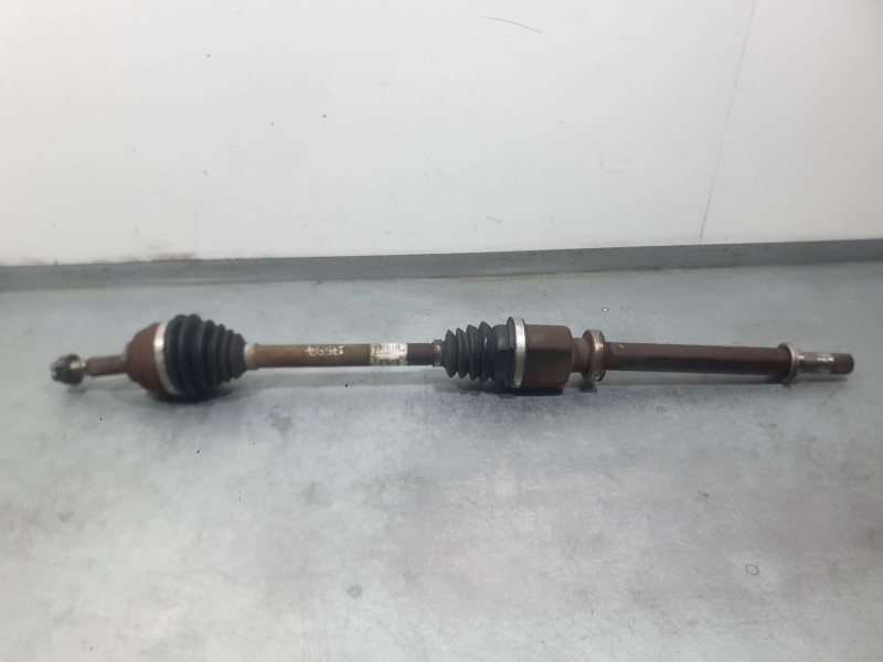 Recambio de transmision delantera derecha para renault megane ii (bm0/1_, cm0/1_) 1.4 16v (bm0b, cm0b) referencia OEM IAM 820016