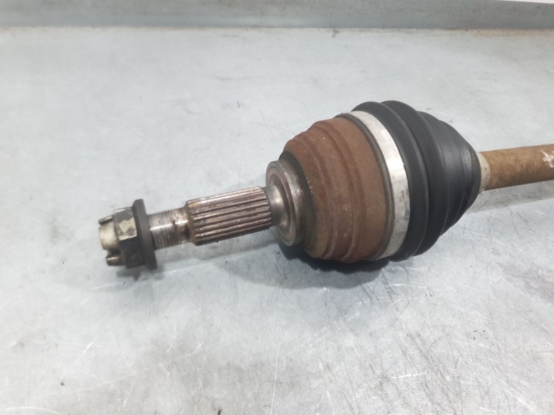 Recambio de transmision delantera derecha para renault megane ii (bm0/1_, cm0/1_) 1.4 16v (bm0b, cm0b) referencia OEM IAM 820016