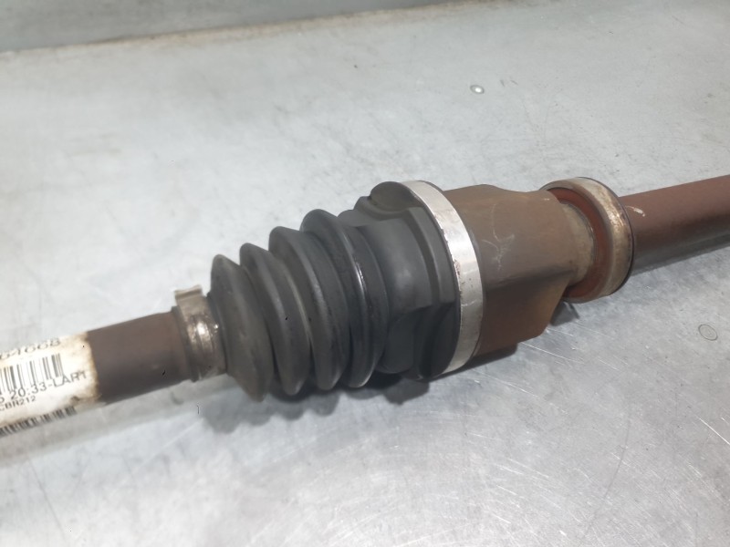Recambio de transmision delantera derecha para renault megane ii (bm0/1_, cm0/1_) 1.4 16v (bm0b, cm0b) referencia OEM IAM 820016