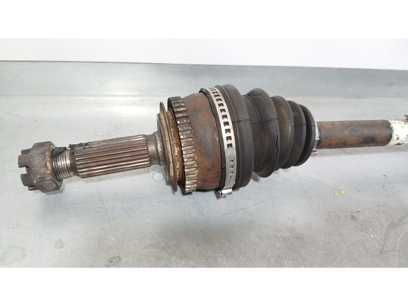 Recambio de transmision delantera izquierda para hyundai accent ii (lc) 1.3 referencia OEM IAM 4950025301  