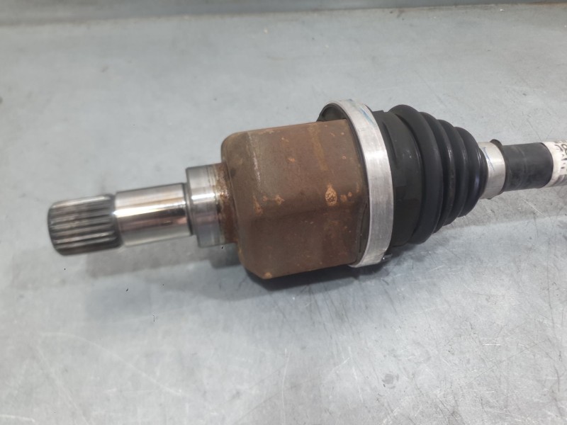 Recambio de transmision delantera izquierda para citroën c3 iii (sx) 1.5 bluehdi 100 (sxyhyp, sxyhtu) referencia OEM IAM 9801048