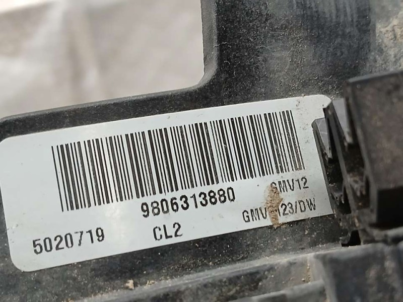 Recambio de electroventilador para peugeot 5008 gt line referencia OEM IAM 9806313880  