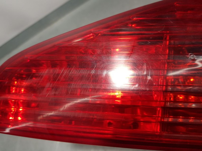 Recambio de piloto trasero derecho para peugeot 607 (s1) pack referencia OEM IAM   INTERIOR ROZADO