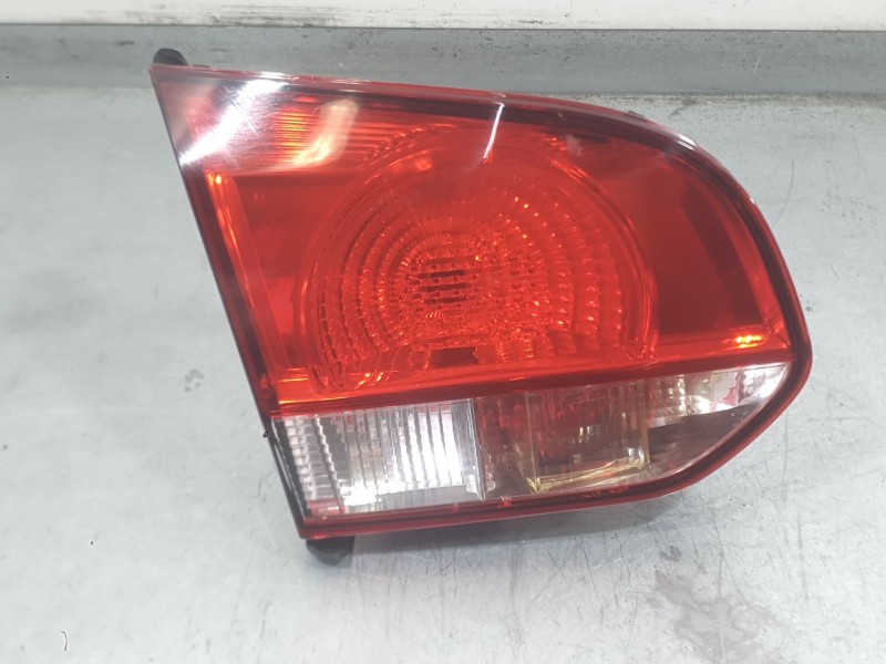 Recambio de piloto trasero izquierdo interior para volkswagen golf vi (5k1) 1.6 tdi referencia OEM IAM 5K0945093AB 5K0945093AA 