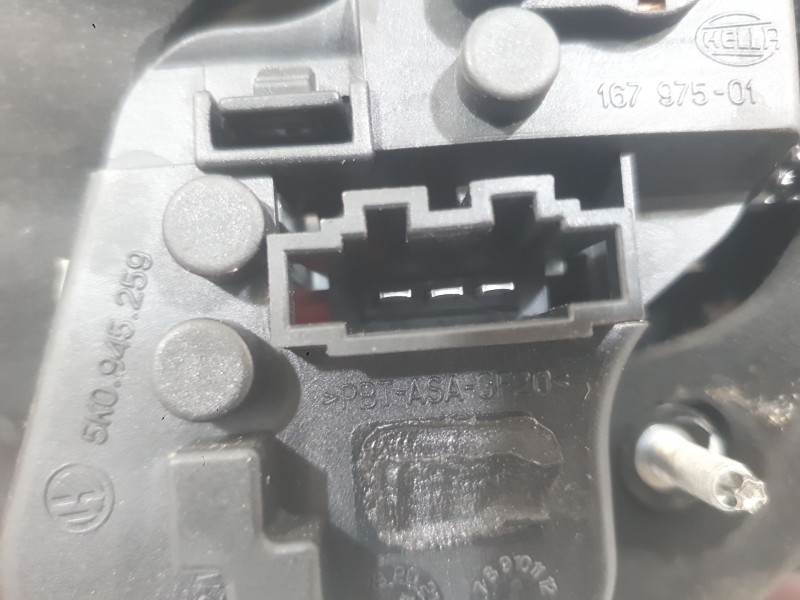 Recambio de piloto trasero izquierdo interior para volkswagen golf vi (5k1) 1.6 tdi referencia OEM IAM 5K0945093AB 5K0945093AA 