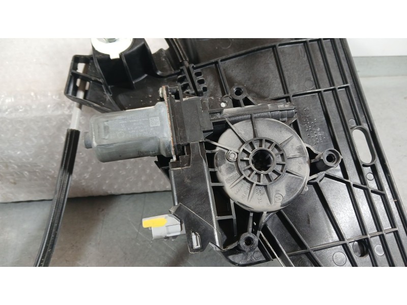 Recambio de elevalunas delantero izquierdo para peugeot 208 ii (ub_, up_, uw_, uj_) 1.2 puretech 100 referencia OEM IAM 98290436