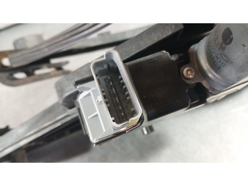 Recambio de elevalunas delantero izquierdo para peugeot 208 ii (ub_, up_, uw_, uj_) 1.2 puretech 100 referencia OEM IAM 98290436