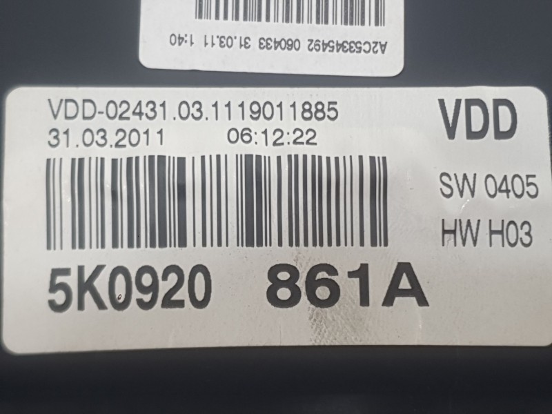 Recambio de cuadro instrumentos para volkswagen golf vi (5k1) 1.6 tdi referencia OEM IAM 5K0920871A  
