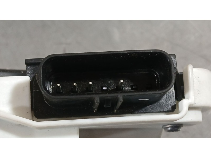 Recambio de cerradura puerta trasera izquierda para mg mg 4 (eh32) ev referencia OEM IAM 11095997  