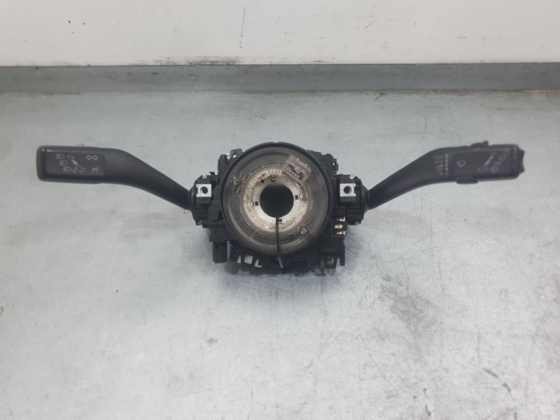 Recambio de mando luces y limpia para volkswagen golf vi (5k1) 1.6 tdi referencia OEM IAM 5K0953513K9B9  