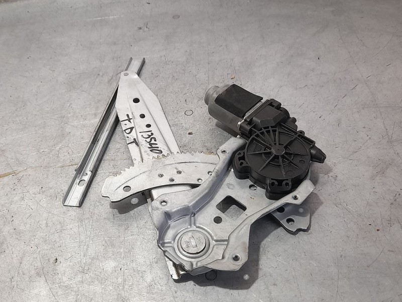 Recambio de elevalunas trasero derecho para nissan note (e11e) naru edition referencia OEM IAM 827209U11B ELÉCTRICO 2 CABLES REF