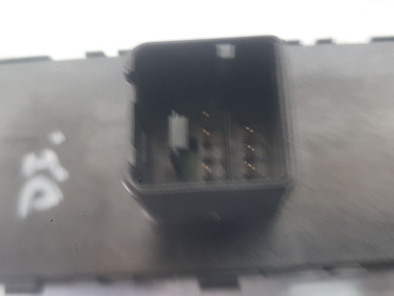 Recambio de mando elevalunas delantero izquierdo para volkswagen golf vi (5k1) 1.6 tdi referencia OEM IAM 1K4959857CREH  
