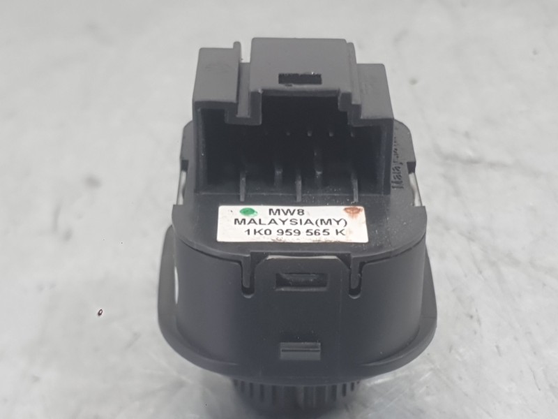 Recambio de mando retrovisor para volkswagen golf vi (5k1) 1.6 tdi referencia OEM IAM 1K0959565KREH  