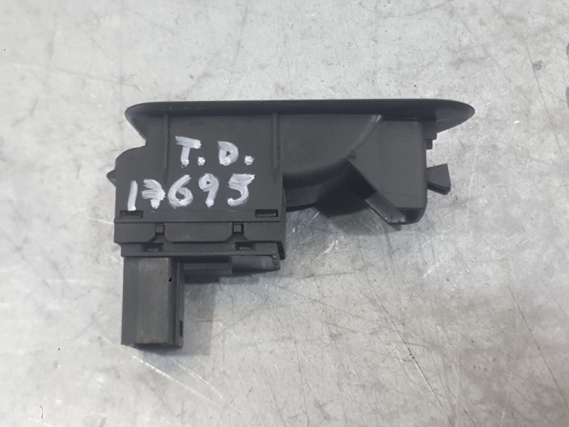 Recambio de mando elevalunas trasero derecho para volkswagen golf vi (5k1) 1.6 tdi referencia OEM IAM 7L6959855CREH  