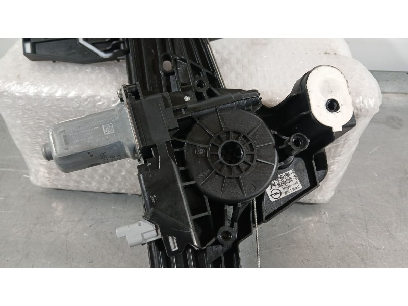 Recambio de elevalunas trasero izquierdo para opel corsa f (p2jo) 1.2 (68) referencia OEM IAM 9829045980 6 PINS 