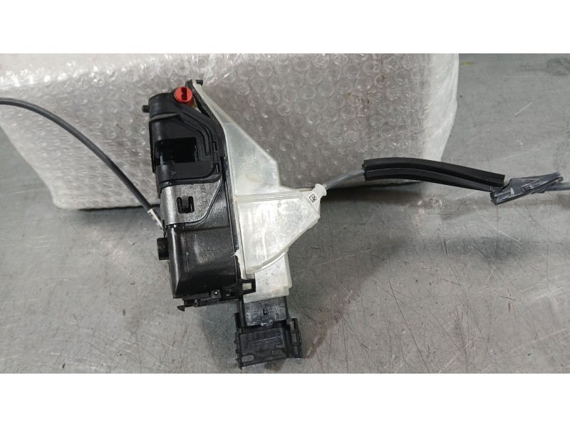 Recambio de cerradura puerta trasera izquierda para opel corsa f (p2jo) 1.2 (68) referencia OEM IAM 9844413080  