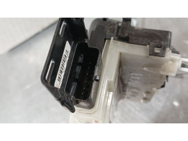 Recambio de cerradura puerta trasera derecha para opel corsa f (p2jo) 1.2 (68) referencia OEM IAM 9844412880  