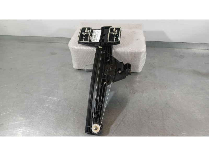 Recambio de elevalunas trasero derecho para opel corsa f (p2jo) 1.2 (68) referencia OEM IAM 9829045580 6 PINS 