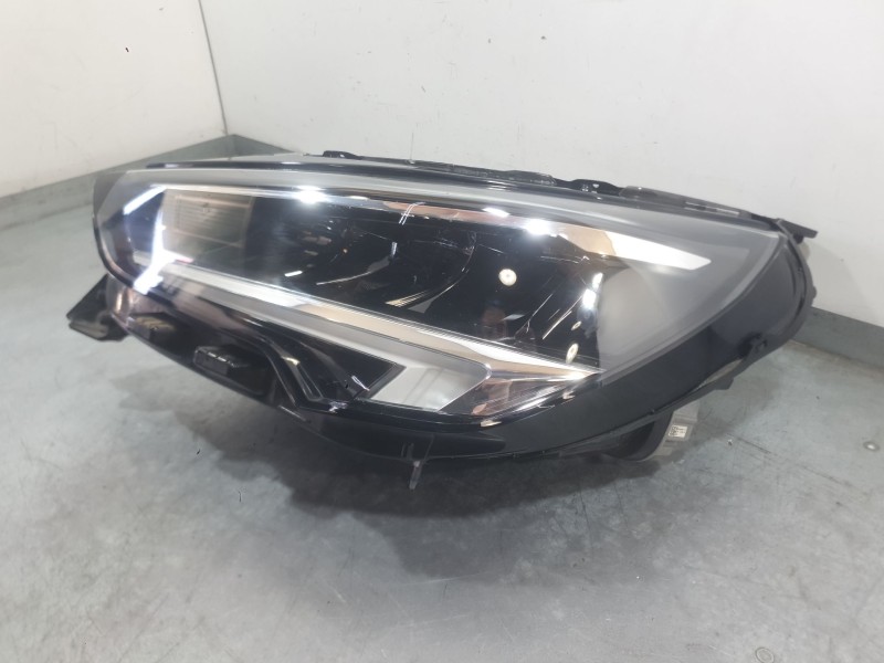 Recambio de faro izquierdo para opel corsa f (p2jo) 1.5 (68) referencia OEM IAM 9829522780  