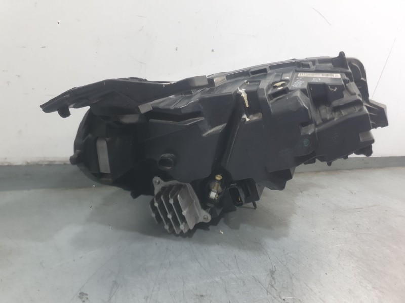 Recambio de faro izquierdo para opel corsa f (p2jo) 1.5 (68) referencia OEM IAM 9829522780  